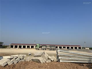Một lô duy nhất đấu giá chợ mới đông tảo 90m² cho thuê có dòng tiền luôn, giá 5 tỷ có tl