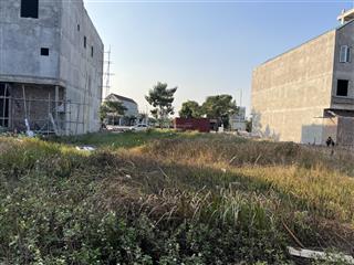 Bán 100m2 đất đấu giá văn giang sát đường vành đai 4 giá 4,8 tỷ có tl nhẹ