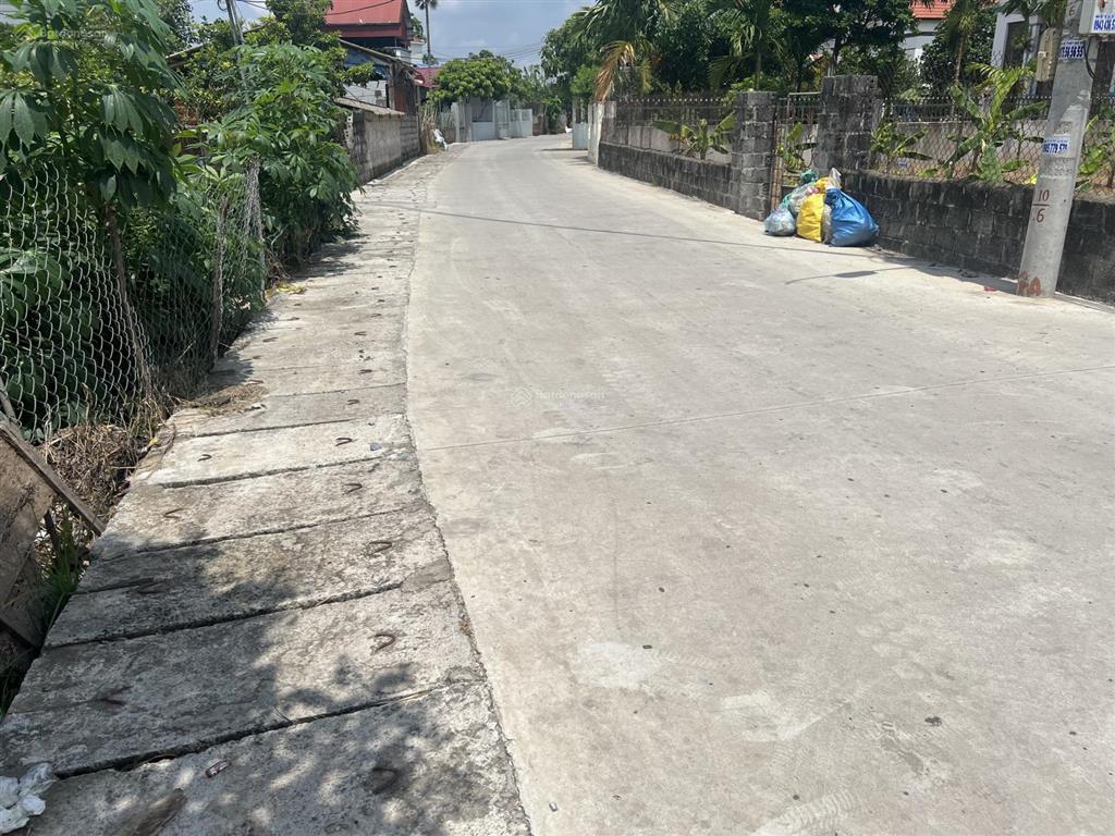 Sát ngã tư đông tảo 90m² lô góc thanh khoản tốt, đường 2 ô tránh giá đầu tư