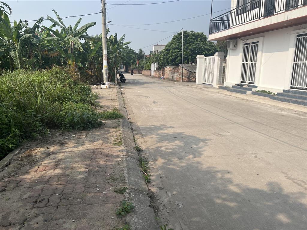 Lô góc đối diện chợ mới đông tảo kinh doanh dòng tiền tốt bán 150m2 giá hời đầu tư tốt