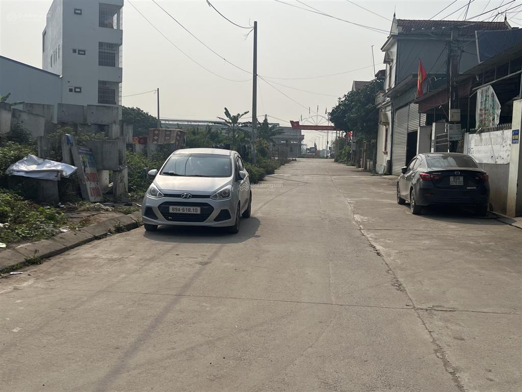 Lô góc đối diện chợ mới đông tảo kinh doanh dòng tiền tốt bán 150m2 giá hời đầu tư tốt