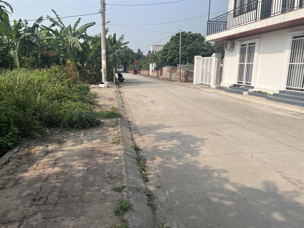 Lô góc đối diện chợ mới đông tảo kinh doanh dòng tiền tốt bán 150m2 giá hời đầu tư tốt