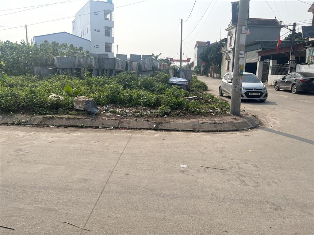 Lô góc đối diện chợ mới đông tảo kinh doanh dòng tiền tốt bán 150m2 giá hời đầu tư tốt