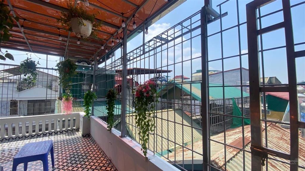 Chính chủ bán nhà thụy khuê, 25m2, 5 tầng, lô góc, dân xây, 5 phút ra chợ bưởi, hồ tây, chu văn an