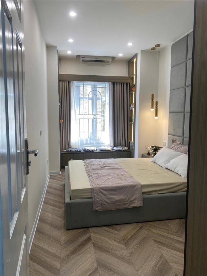 Chính chủ bán nhà thụy khuê, 25m2, 5 tầng, lô góc, dân xây, 5 phút ra chợ bưởi, hồ tây, chu văn an