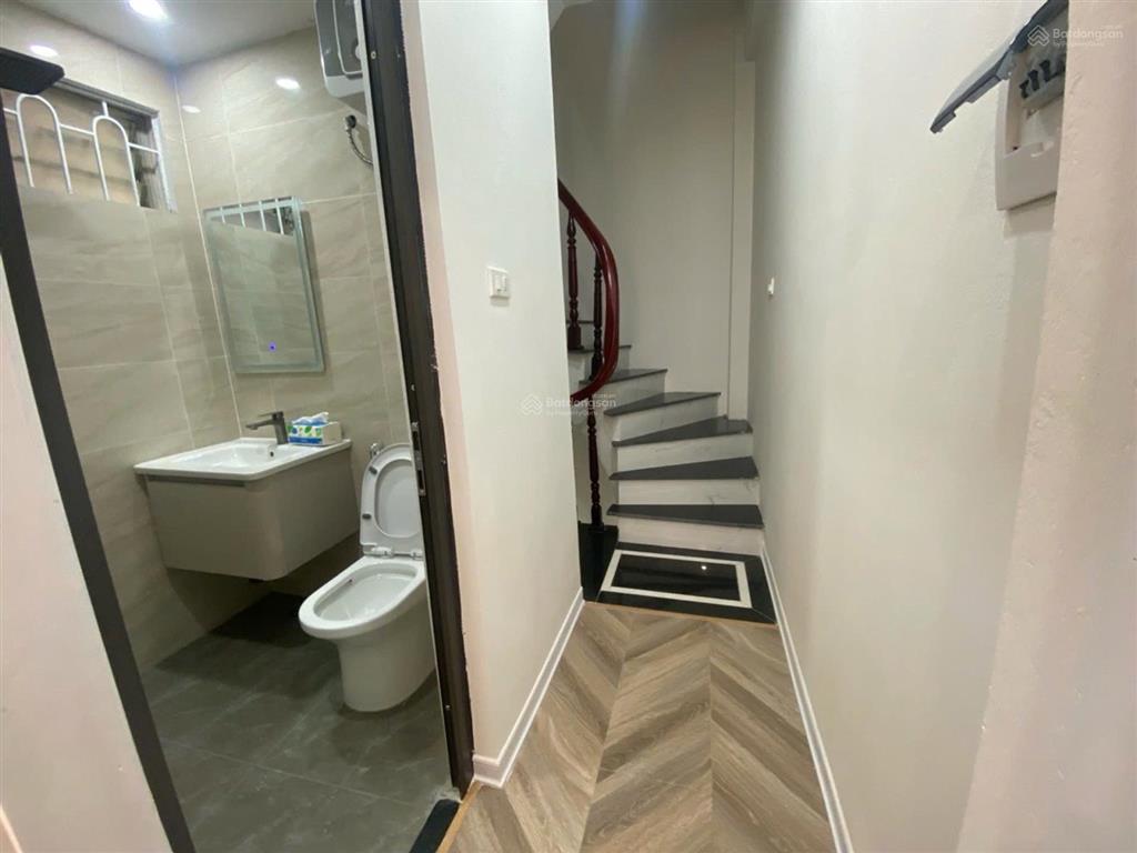 Chính chủ bán nhà thụy khuê, 25m2, 5 tầng, lô góc, dân xây, 5 phút ra chợ bưởi, hồ tây, chu văn an