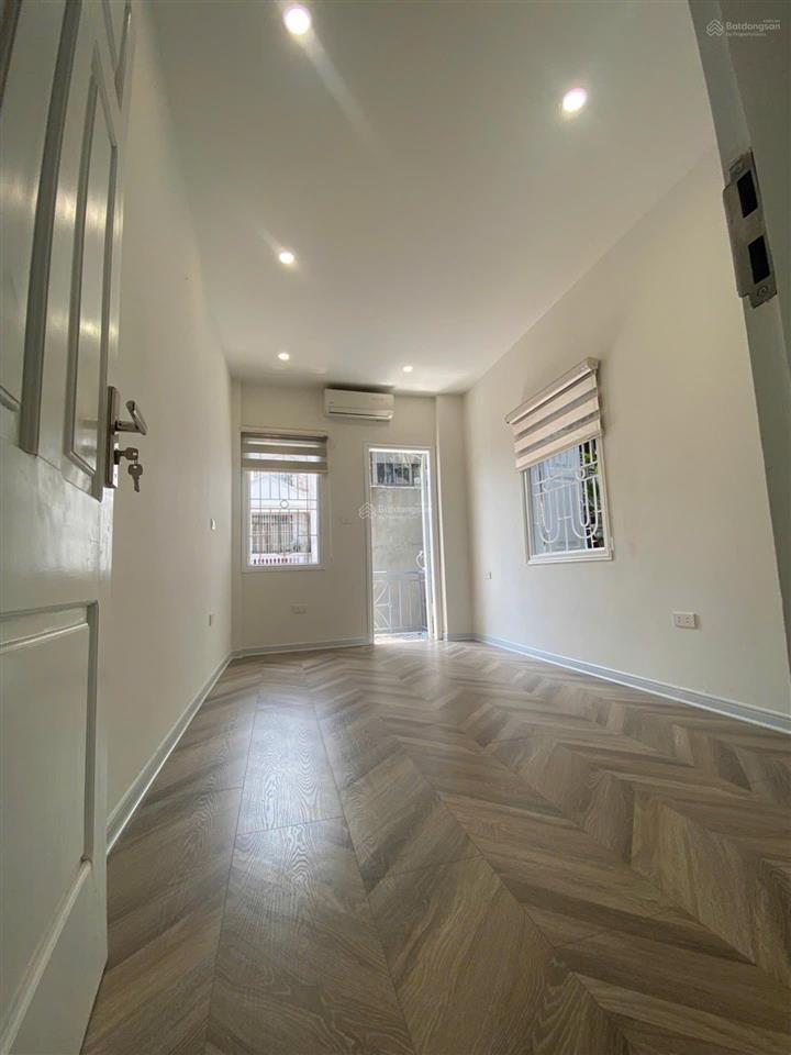 Chính chủ bán nhà thụy khuê, 25m2, 5 tầng, lô góc, dân xây, 5 phút ra chợ bưởi, hồ tây, chu văn an
