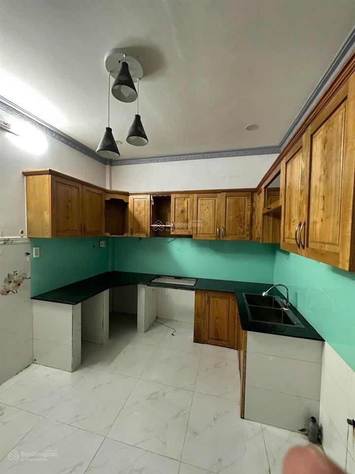 Hiếm bán  nhà vuông vức  tương lai mặt tiền tạ quang bửu  hẻm thông  54m2  6 tỷ 1 tl