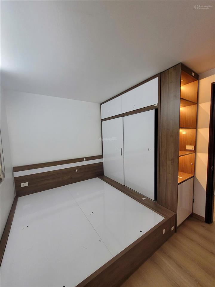 Bán căn hộ 2 phòng ngủ 3,x tỷ thuộc kđt xa la, hà đông