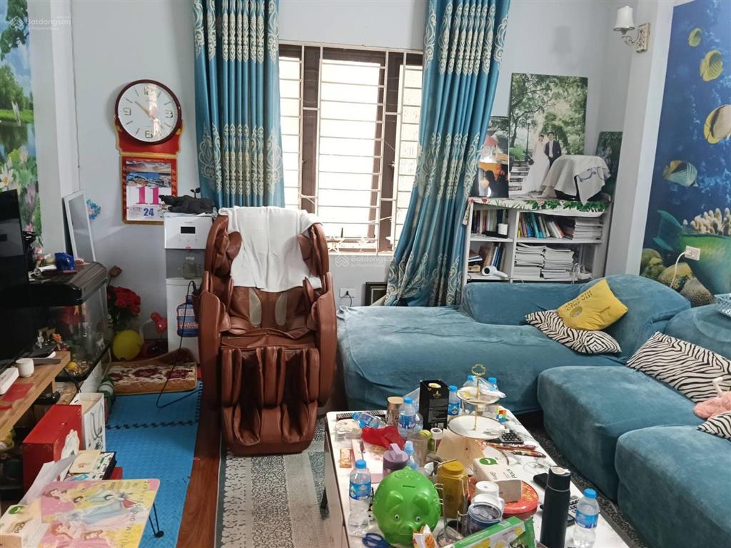 Hơn 8 tỷ dt40m 5 tầng lô góc gần phố dân xây tiện ích  mỗ lao hà đông khu hiếm nhà bán