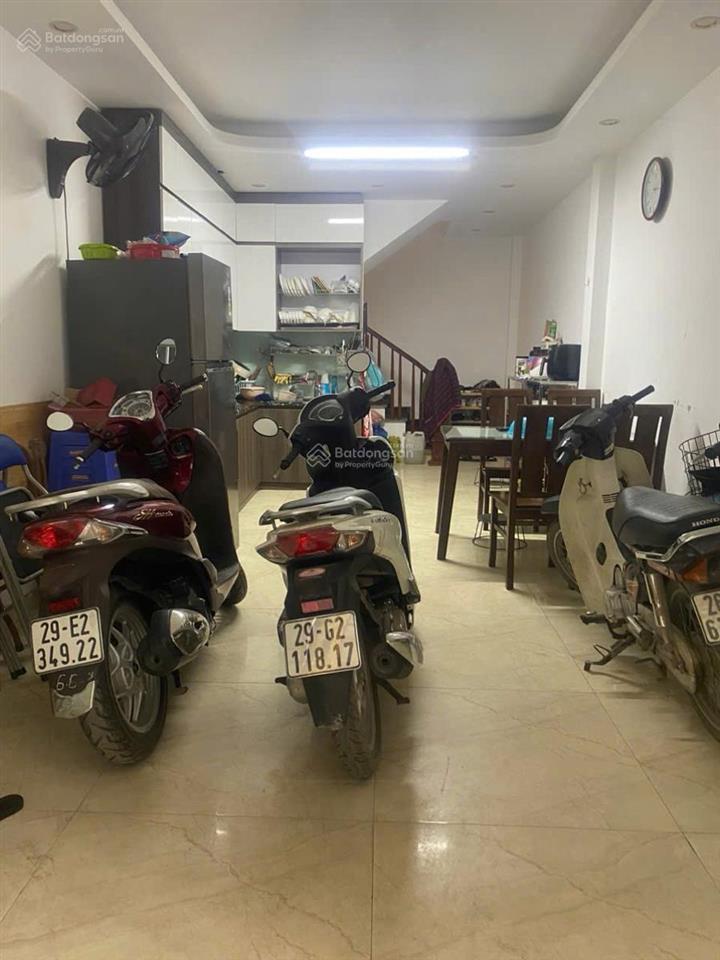 Bán nhà vạn phúc  trung tâm hà đông  full nội thất  ngõ nông  gần phố  dt 30m2  5t hơn 7tỷ