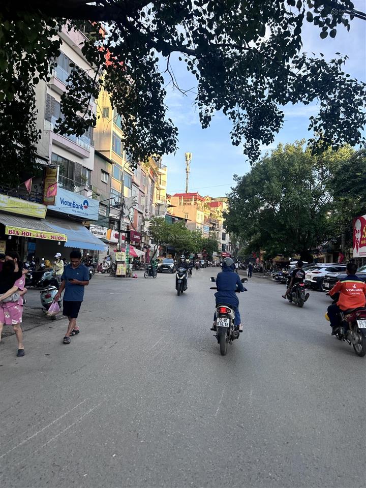 Bán nhà tân triều lô góc ngõ thông gần phố giá siêu rẻdt 40m 4 tầng giá chưa đến 7tỷ