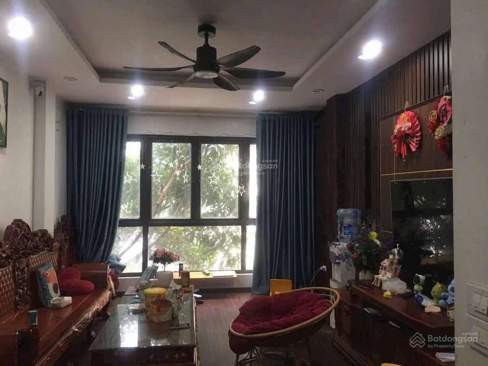 Bán nhà phố nguyễn văn lộc hà đông phân lô oto đỗ cửa dân xây kinh doanh dt 44m 4t mt4m