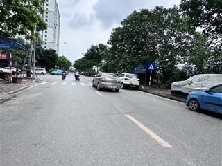 Bán gấp mảnh đất đấu giá tđc kiến hưng  hà đông phân lô oto  view chung cư dt 50m mt4,77m