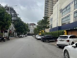 Bán nhà 83m4 tầng mt5m  văn khê hà đông phân lô vỉa hè oto tránh không lỗi lầm kinh doanh