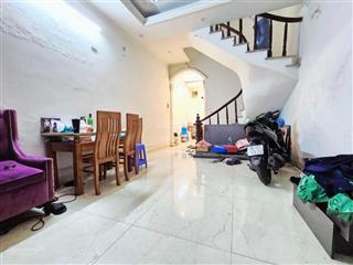 Bán nhà 4 tầng dt40m phố tô hiến thành hà đông phân lô  5 m ra oto ngõ 3m thoàng trước sau