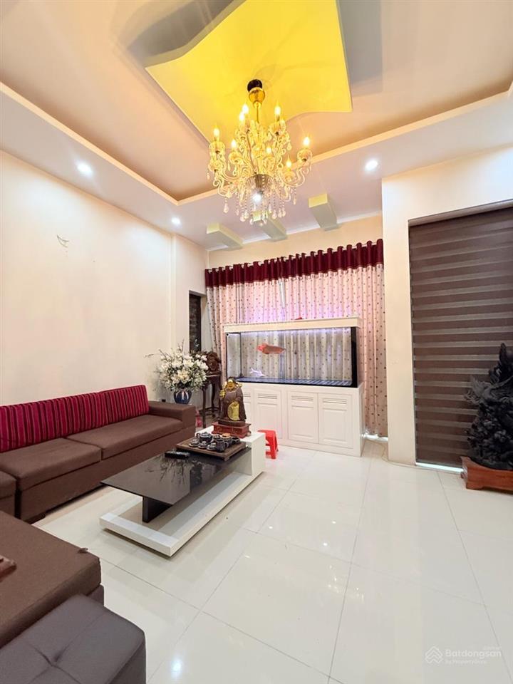 Chủ mót bán hạ chào sâu phân lô oto tránh vỉa hè kd dt56m5t giá13.x tỷ trung tâm hà đông