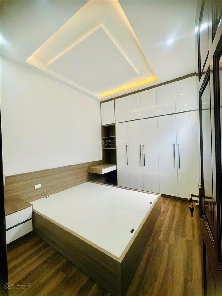 Bán nhà phố xốmphú lươngnhà mới kính koong  ngõ 3m2thoáng  full nội thất  40m26t  nhỉnh 6tỷ