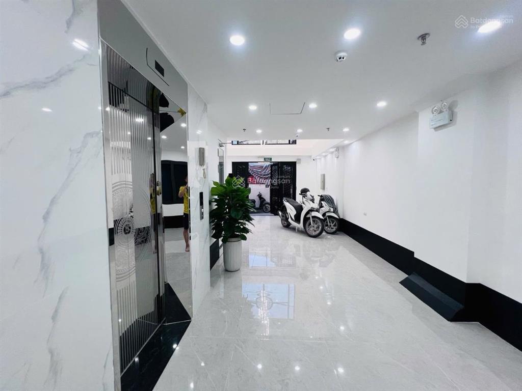 Bán tòa nhà apartment dt 80m 18 căn hộ khép kín full nội thất đẹp hiện đại vạn phúc hà đông