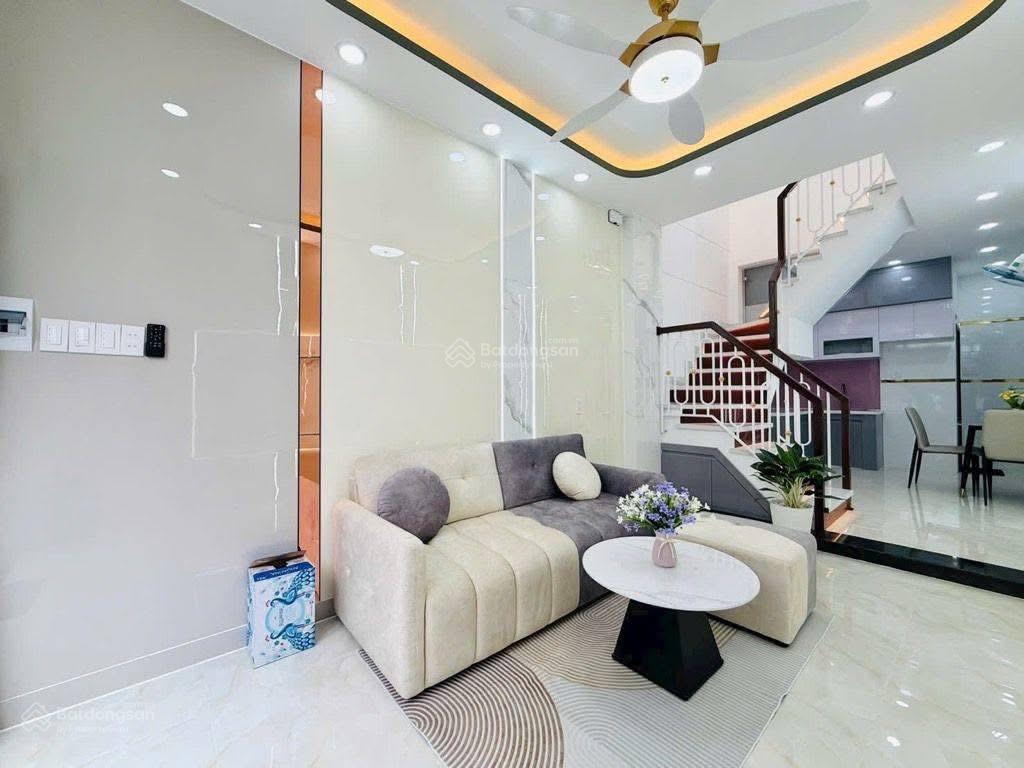 Cô ánh bán nhà nguyễn văn bảo, p1, gò vấp 2 tỷ 190  để lại nội thất, 3 phòng ngủ, 60m2, gần chợ
