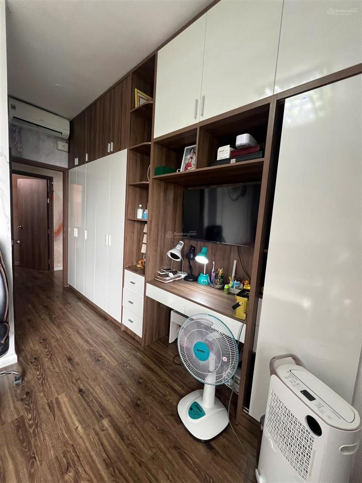 Bán căn hộ sân vườn 75m2 + 40m2 sân vườn giá chỉ 5.470 tỷ, sổ hồng sẵn. full nội thất gỗ dính tường