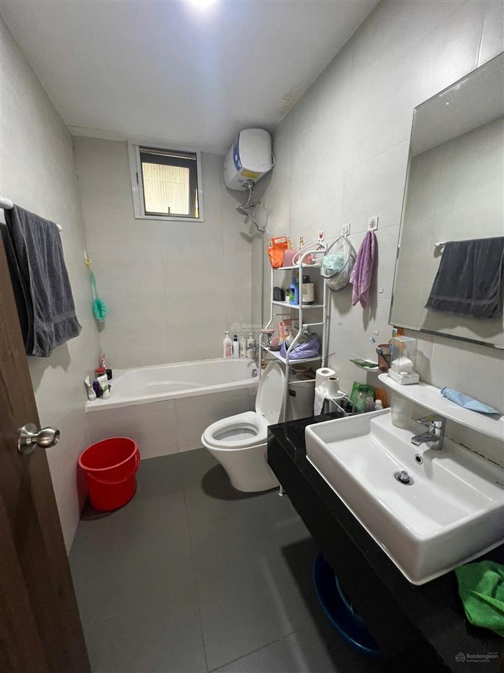 Bán căn hộ sân vườn 75m2 + 40m2 sân vườn giá chỉ 5.470 tỷ, sổ hồng sẵn. full nội thất gỗ dính tường