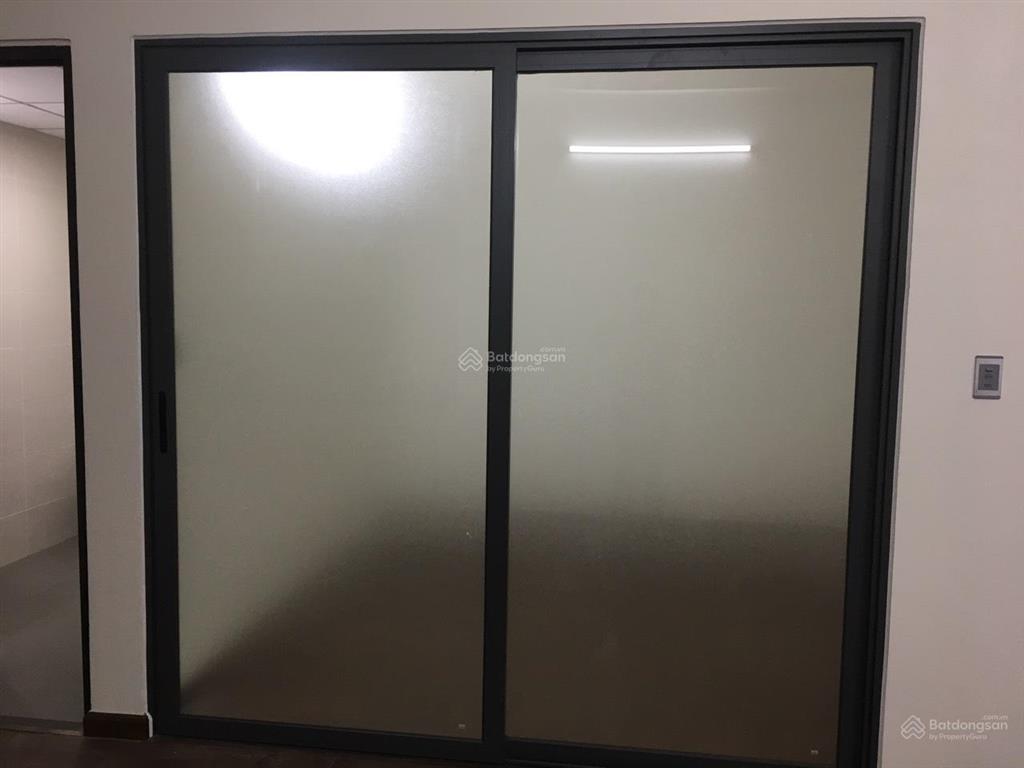 Chính chủ cho thuê căn 51m2 ehome southgate đã ngăn phòng sẵn, máy lạnh, máy nước nóng giá 4tr