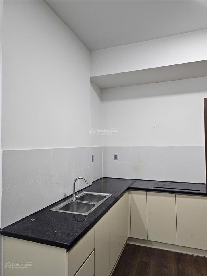 Chính chủ cho thuê căn 51m2 ehome southgate đã ngăn phòng sẵn, máy lạnh, máy nước nóng giá 4tr