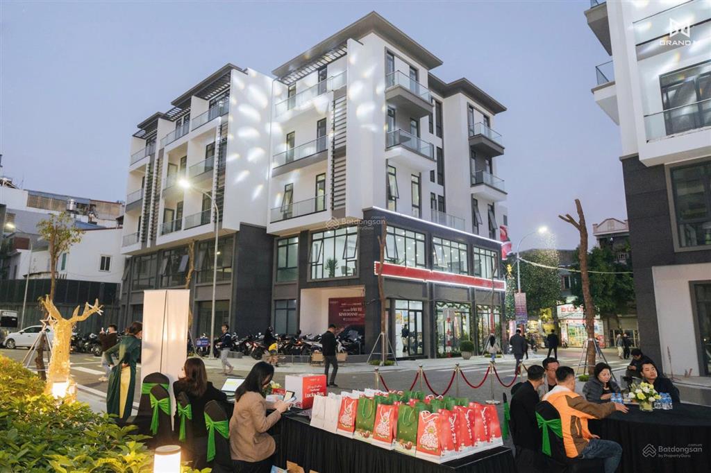 Bán nhà phố liền kề mặt tiền 6m  harbour center số 3 lê lai  sổ hồng vĩnh viễn  vị trí trung tâm