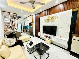 Cần bán nhà mặt ngõ 131/12 xuân đỗ, long biên 45m2 x 5 tầng, mặt tiền rộng, ngõ thoáng, gần trường