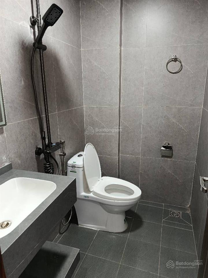 Bán nhà 6 tầng, thang máy, ngõ 565/58 bát khối, long biên diện tích 46m2 x 6t, mặt tiền rộng, ô tô