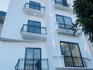 Bán nhà 6 tầng, thang máy, ngõ 565/58 bát khối, long biên diện tích 46m2 x 6t, mặt tiền rộng, ô tô