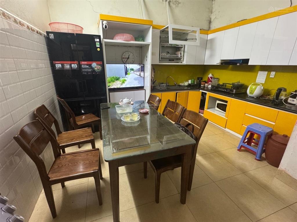 Bán nhà 51m2 x 3 tầng, cách công viên và chợ cự khối, long biên 350m, ngõ ô tô thông, giá chỉ 6 tỷ