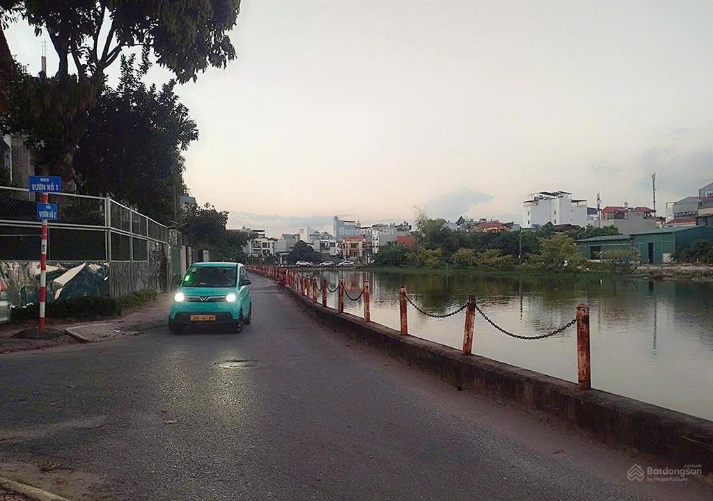 Bán nhà 51m2 x 3 tầng, cách công viên và chợ cự khối, long biên 350m, ngõ ô tô thông, giá chỉ 6 tỷ