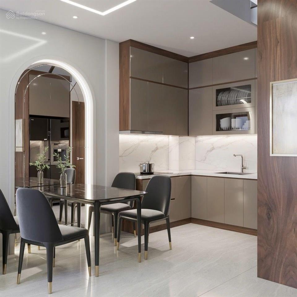 Bán nhà mặt phố tại ngọc lâm, 8 tỷ vnd, 30 m2, view đẹp, nhiều tiện ích