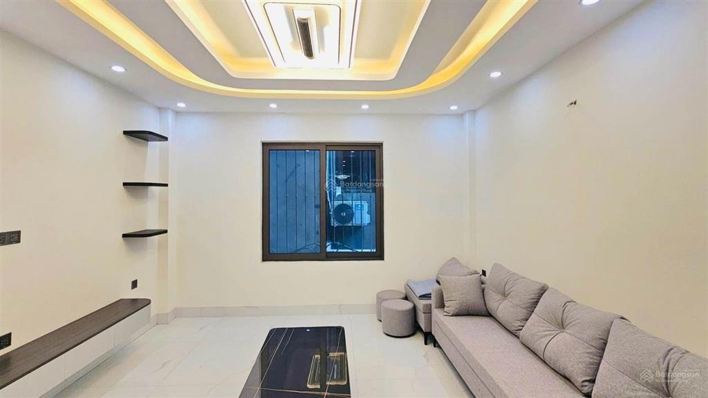 Bán nhà riêng tại ngọc thụy, 22.1 tỷ, 202 m2, 6pn, 4wc, pháp lý đầy đủ, giá ưu đãi