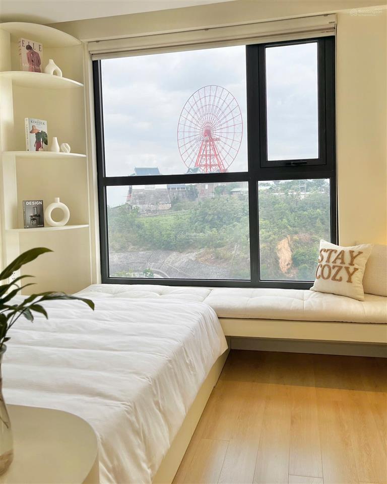 Homestay hạ long view biển  ngắm pháo hoa