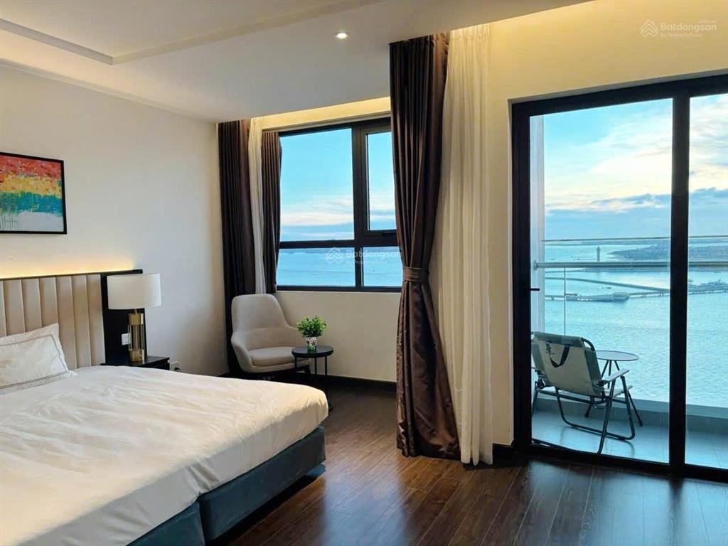 Homestay view trực diện biển, tầng cao, ngắm pháo hoa