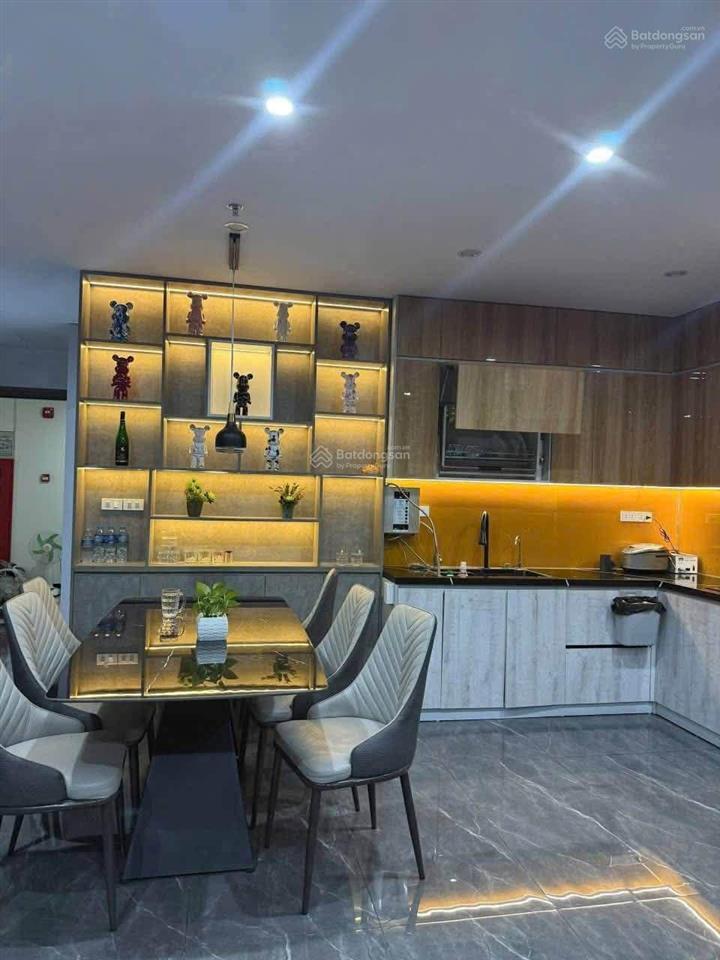 Gia đình cần cho thuê căn chung cư 3 ngủ view biển