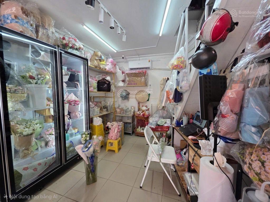 Bán nhà 2 tầng mặt tiền đường số 6 phường 7 quận gò vấp, dt 34m (4,2*8) giá 5,38 tỷ.