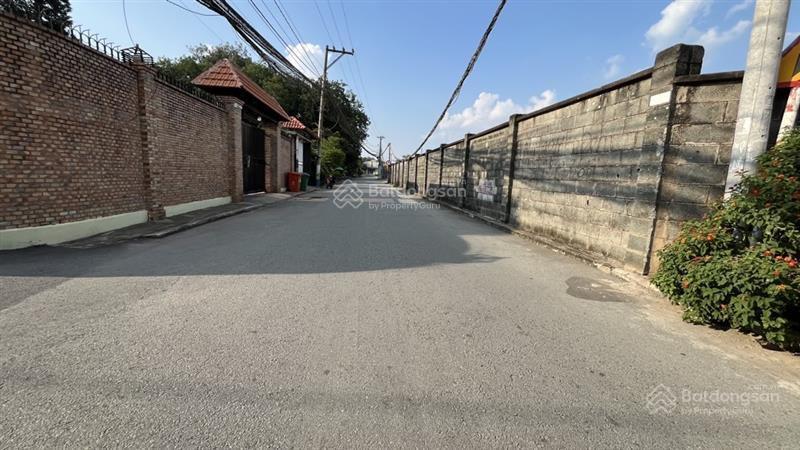Đất 2 mt đường bình chuẩn 61 & 62 phường bình chuẩn tĩnh bình dương tp hcm dt 5000m(44*120) giá110