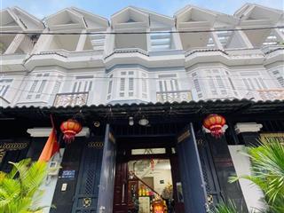 Bán nhà 3 tầng đường thạnh lộc 15 phường thạnh lộc quận 12, dt54m (4*13,5) giá 5,28tỷ