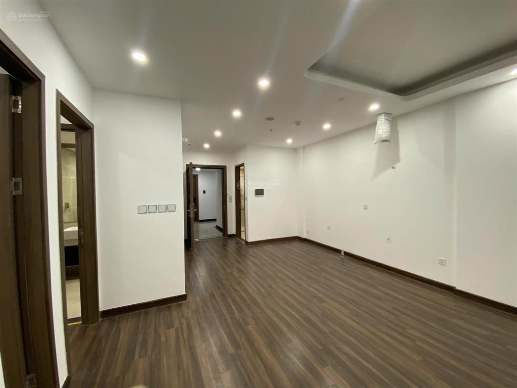 Bán nhanh căn góc 2,5pn đã có bìa giá 2,78 tỷ (giá 100%) hoàng huy commerce  0987 364 ***