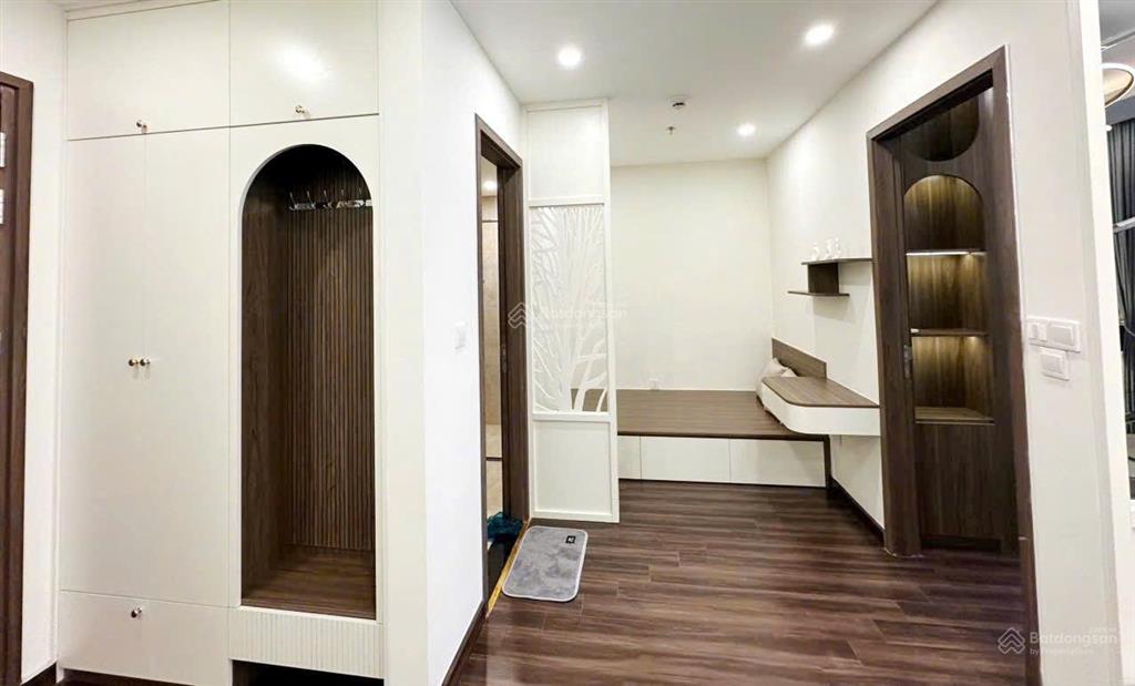 Bán căn 1,5 ngủ nội thất đẹp lung linh hướng đông nam mát mẻ hoàng huy commerce, võ nguyên giáp
