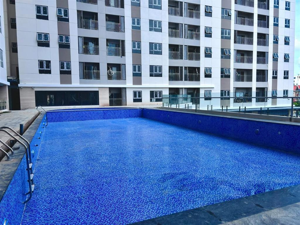 Chính chủ gửi bán căn ch10 2 ngủ 2 vệ sinh view hồ phương lưu, giá 3,5 tỷ 100% 76m2