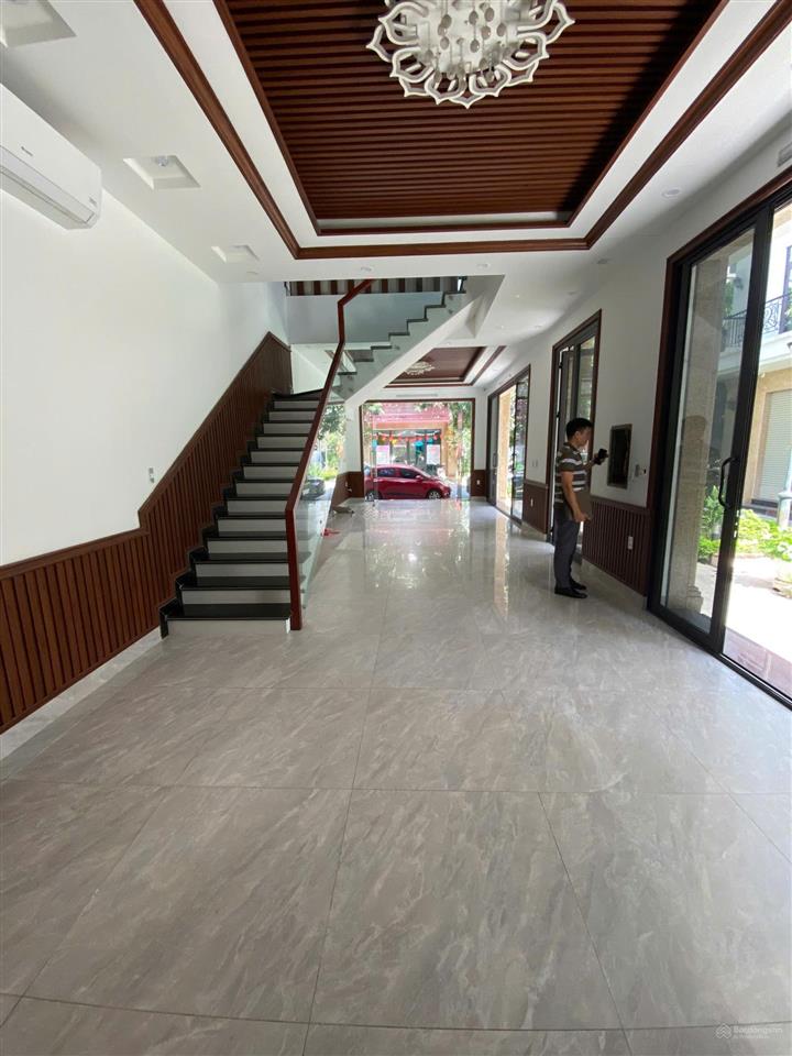 Cho thuê nhà 5 tầng hoàng huy làm văn phòng, spa, kinh doanh, buôn bán. giá 25 triệu/tháng