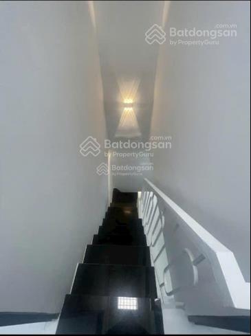 Bán nhà riêng tại hàn hải nguyên, 5,2 tỷ, 28m2, 2pn, 1wc, hướng đông nam, hàng hiếm giá cực chất