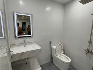 Chủ nhà cần bán cc rice city linh đàm, 5,5 tỷ, 68m2, 2pn, 2wc, bao đẹp view đẹp, hướng bao mát