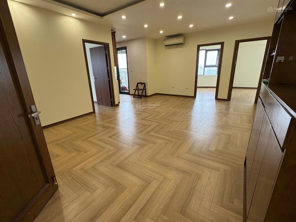 Cần bán ch gelexia riverside tam trinh, 107m2 với giá 7tỷ, sẵn sổ đỏ, 3pn2vs, hướng đẹp view mát