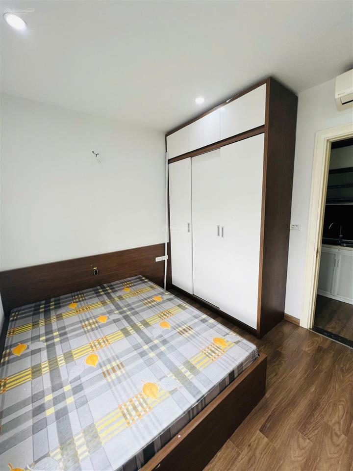 Bán ngay cc riverside garden vũ tông phan sẵn sổ view đẹp hướng mát giá 7,4 tỷ với 84m2, 2pn2wc,